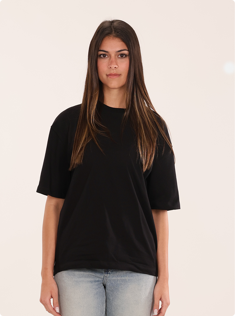 Bianca wear a 8.1 oz Max Heavyweight Oversized Tee