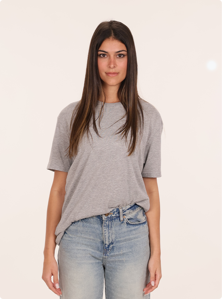 Bianca wear a Eleganza Cotton Tee