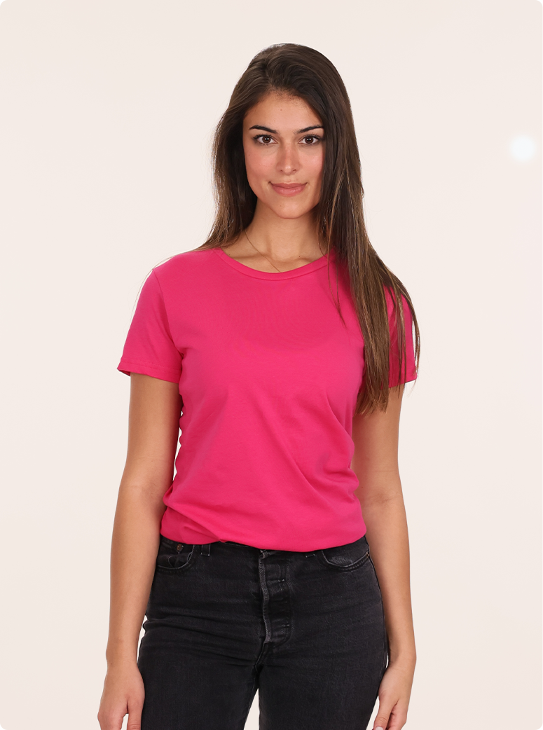 Bianca wear a Eleganza Tee