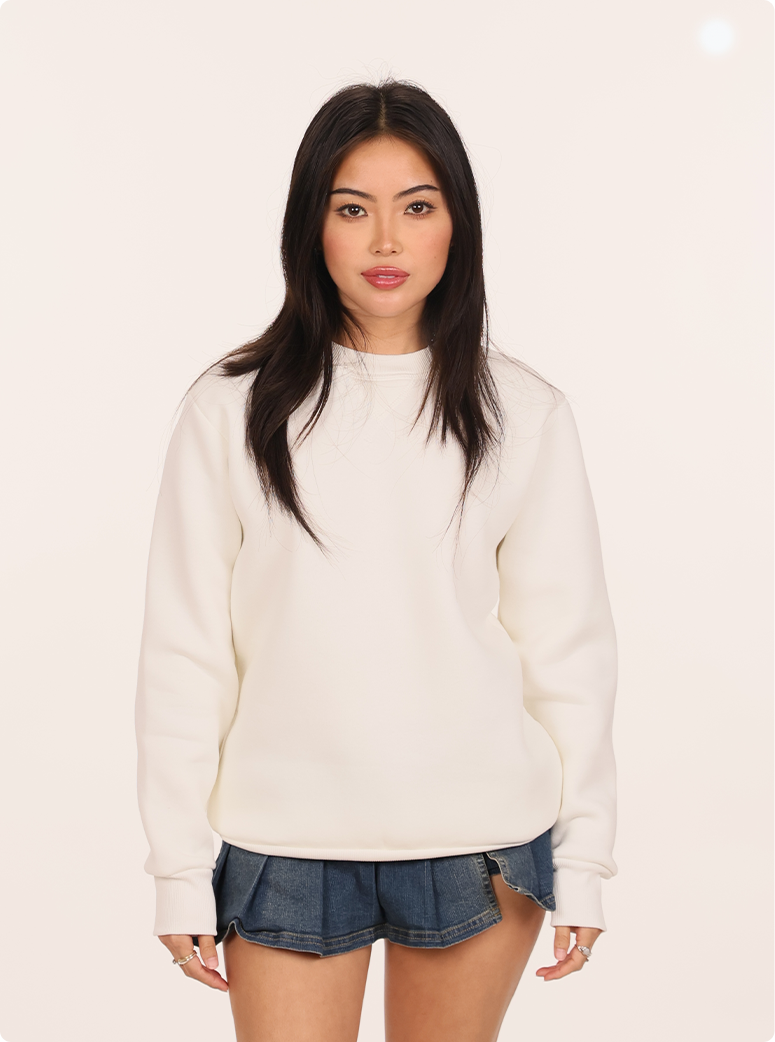 Maddie wear a Milano Crewneck