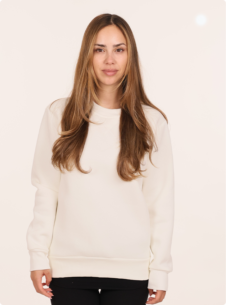 Rafa wear a Milano Crewneck